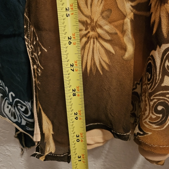 Worn only once. Like new beautiful tunic top - Picture 8 of 8